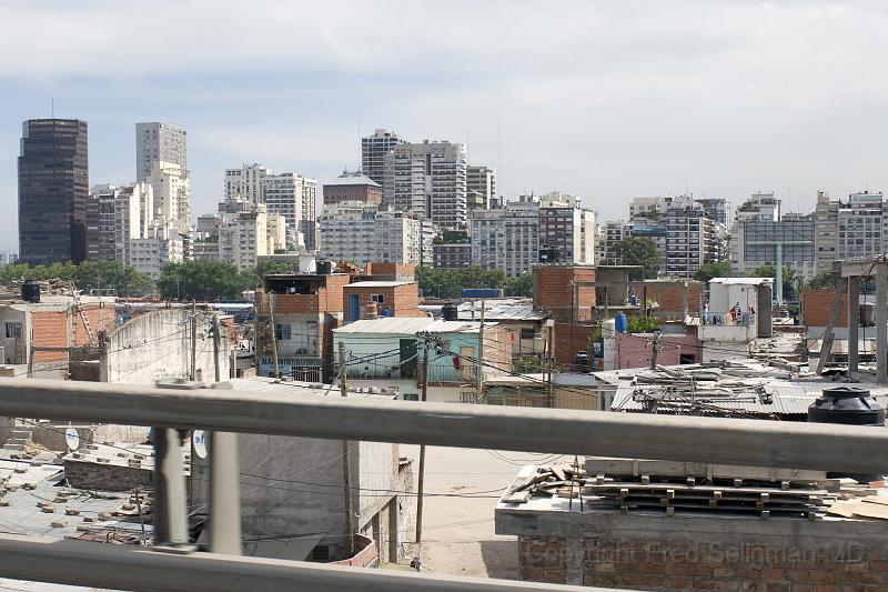 20071201_150944  D200 3900x2600.jpg - Slum neigbourhoods, Buenos Aires
